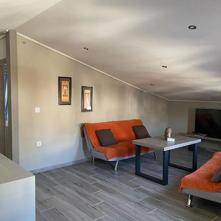 Néa Péramos Aretoysa Center Luxury Suites 2 מראה חיצוני תמונה