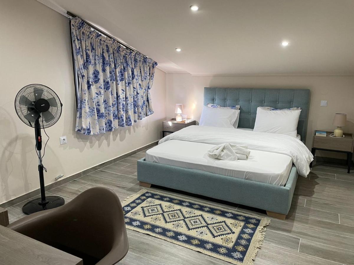 Néa Péramos Aretoysa Center Luxury Suites 2 מראה חיצוני תמונה
